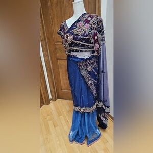 Pre-pleated Double Shaded Sari